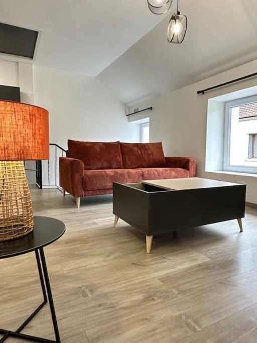 Appartement L'Impasse, T2 Neuf Et Bien Equipe, Plein Coeur De Maincy Extérieur photo