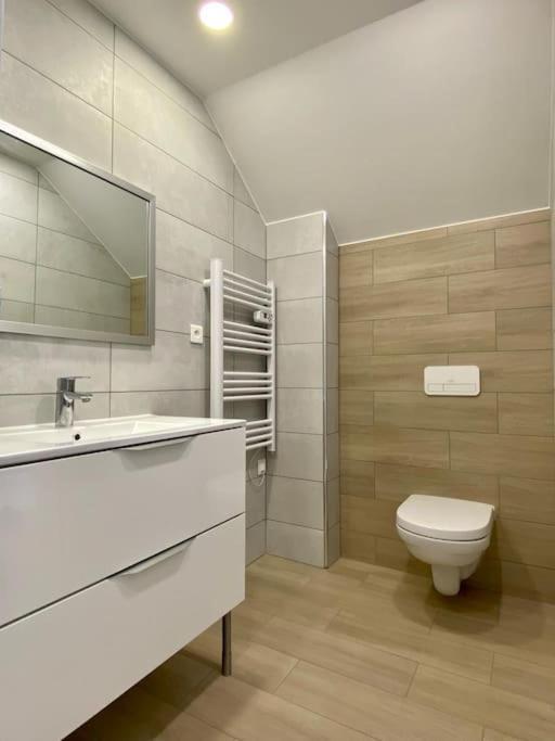 Appartement L'Impasse, T2 Neuf Et Bien Equipe, Plein Coeur De Maincy Extérieur photo